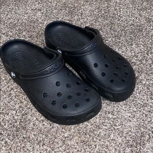 CROCS black clogs